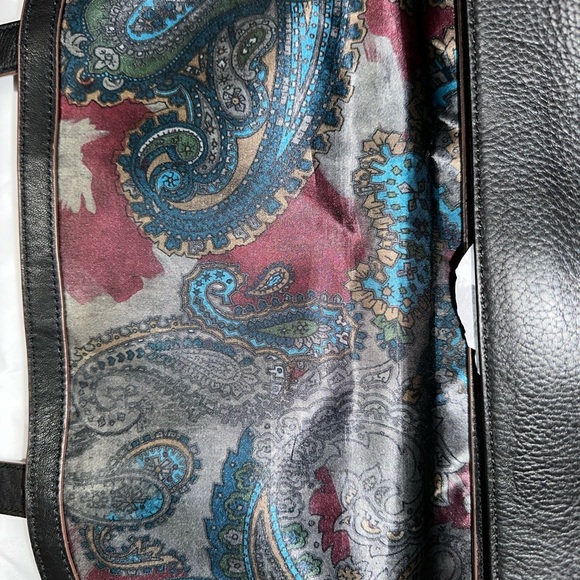 Ted Baker safiano leather messenger laptop bag. - Picture 8 of 12